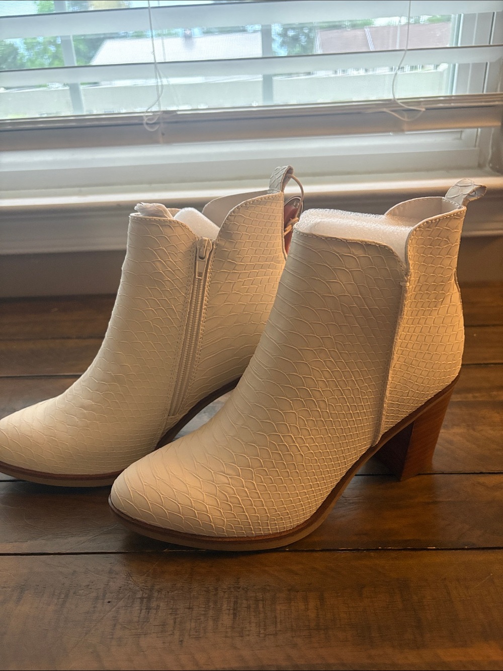 MIA Off-White Croc-Embossed Ankle Booties with Side Zip